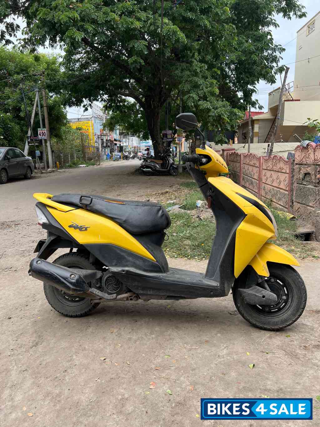 Yellow Honda Dio