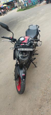 Black And Rend TVS Apache RTR 160 4V Special Edition