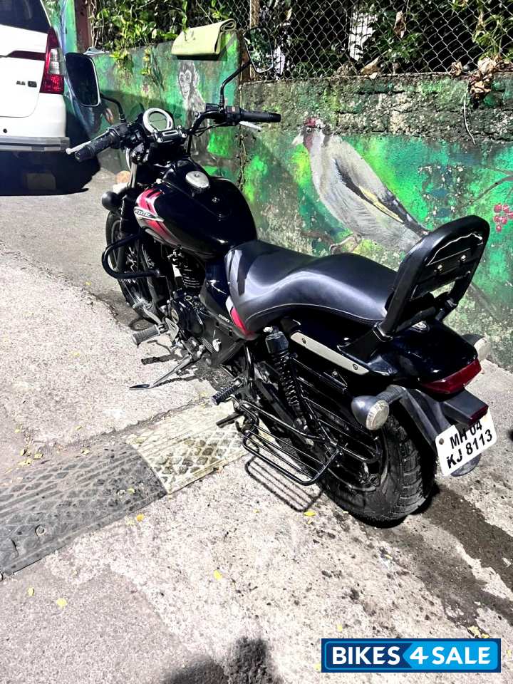 Black Bajaj Avenger Street 220