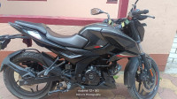 Black Bajaj Pulsar N160