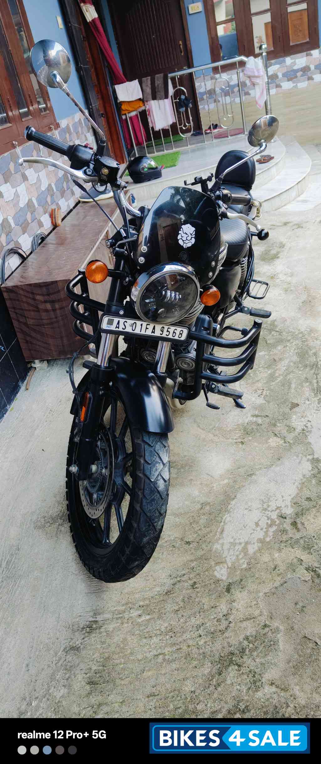 Matte Black Royal Enfield Meteor 350 Stellar