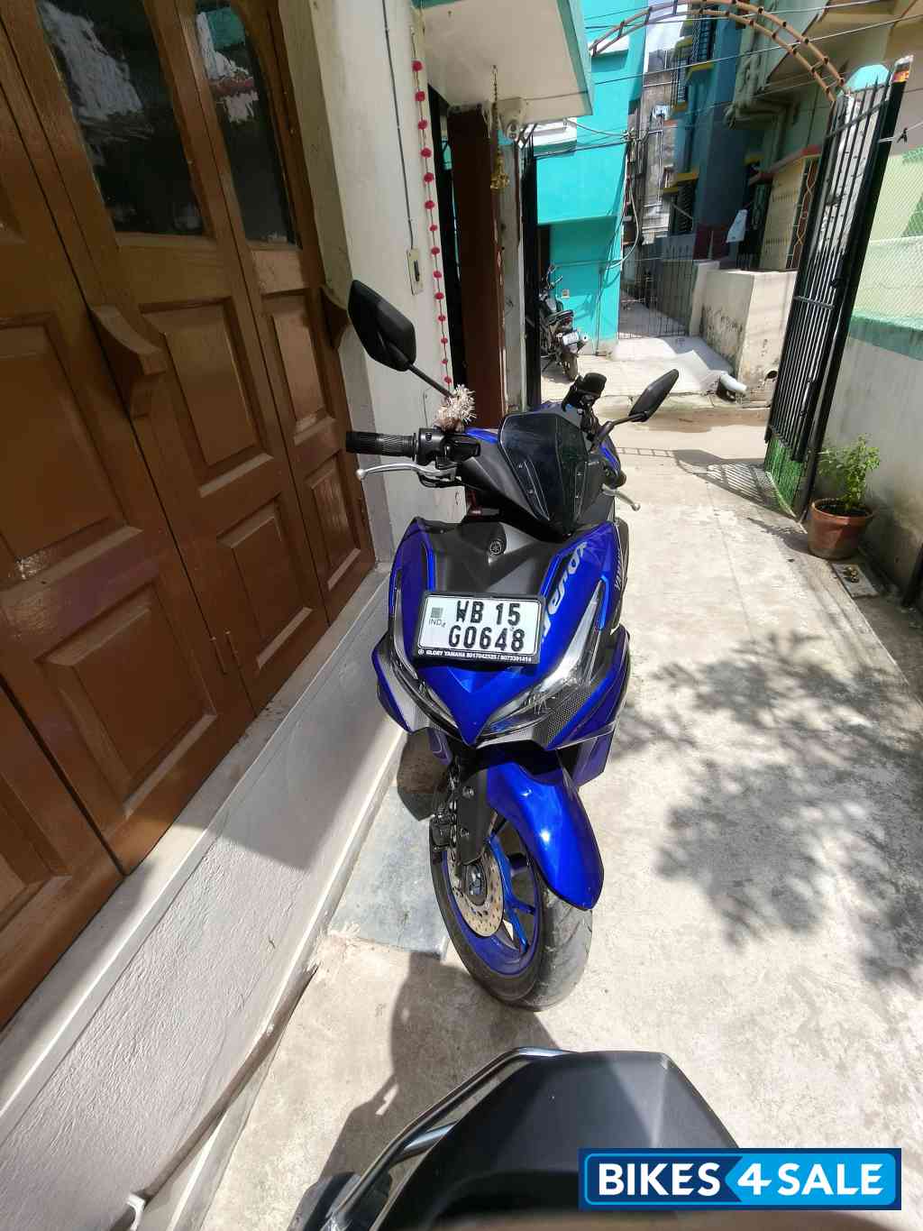 Blue Yamaha Aerox 155 Version S Blue Yamaha Aerox 155 Version S