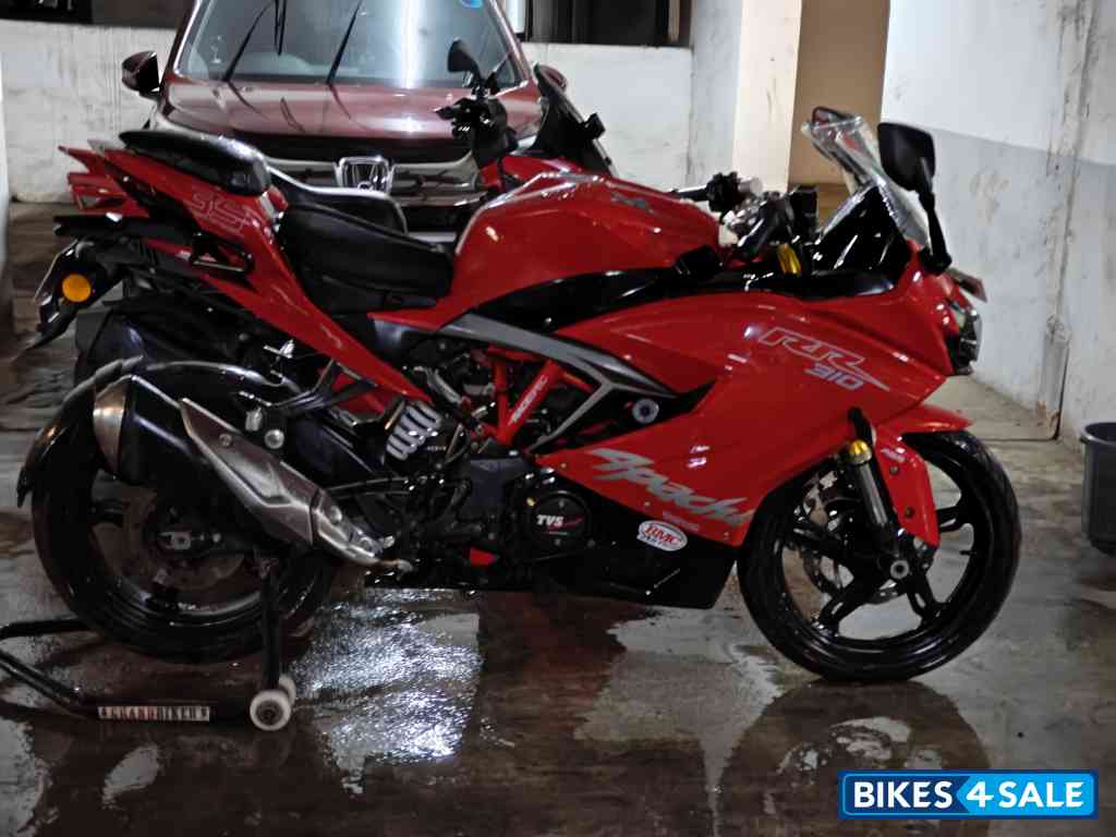 TVS Apache RR 310 TVS Apache RR 310