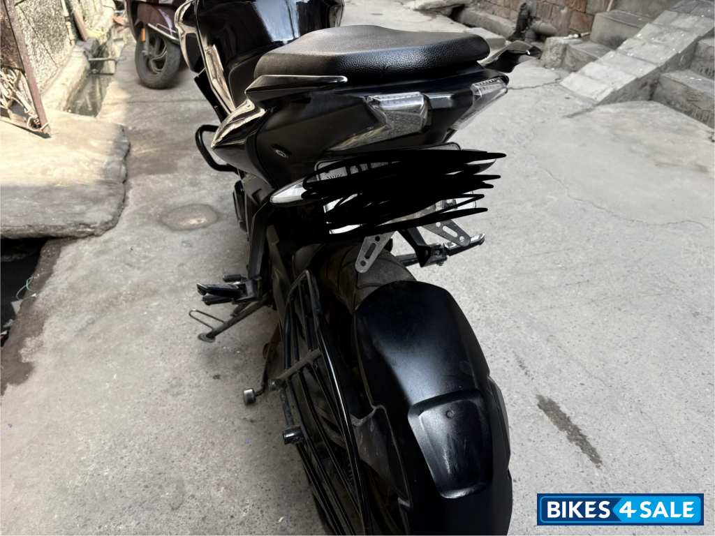 Bajaj Pulsar N160 Dual Channel ABS