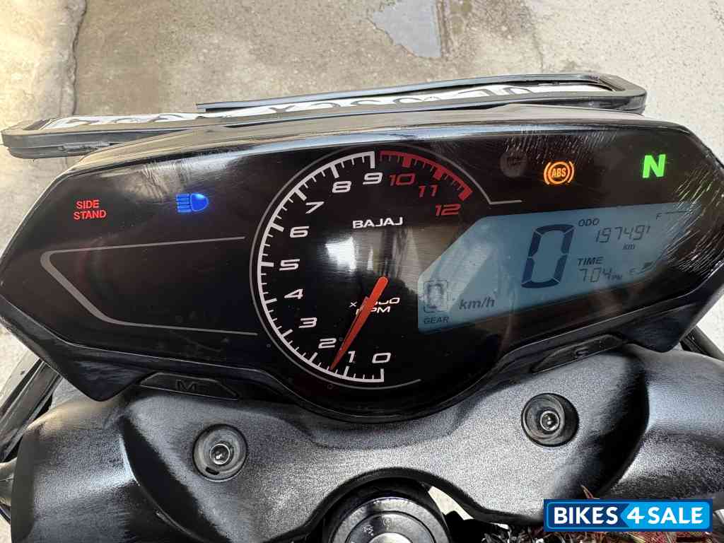Bajaj Pulsar N160 Dual Channel ABS