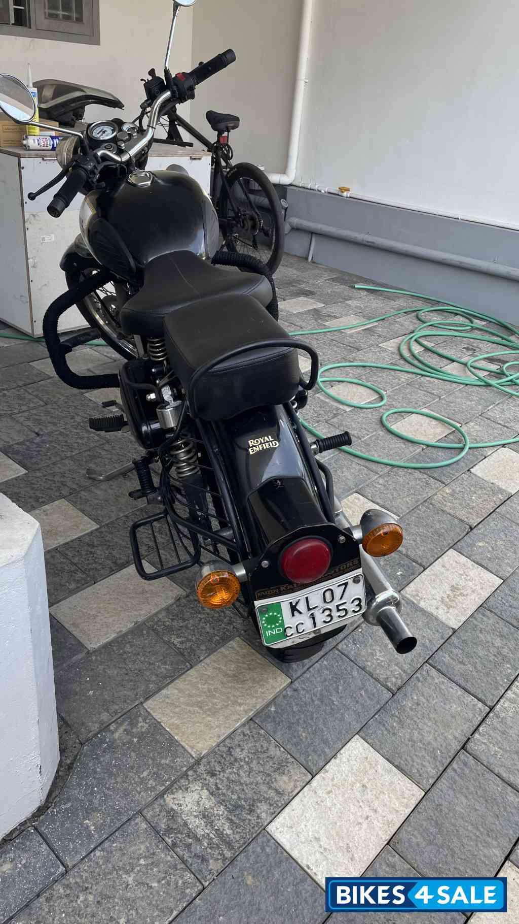 Black Royal Enfield Classic 350