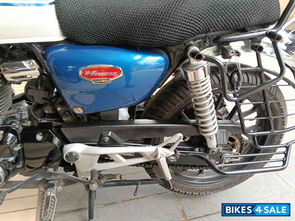 Honda CB350 DLX Pro