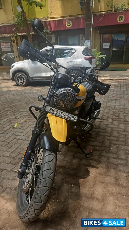 Yellow Yezdi Scrambler Single Tone