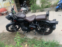 Royal Enfield Classic Stealth Black