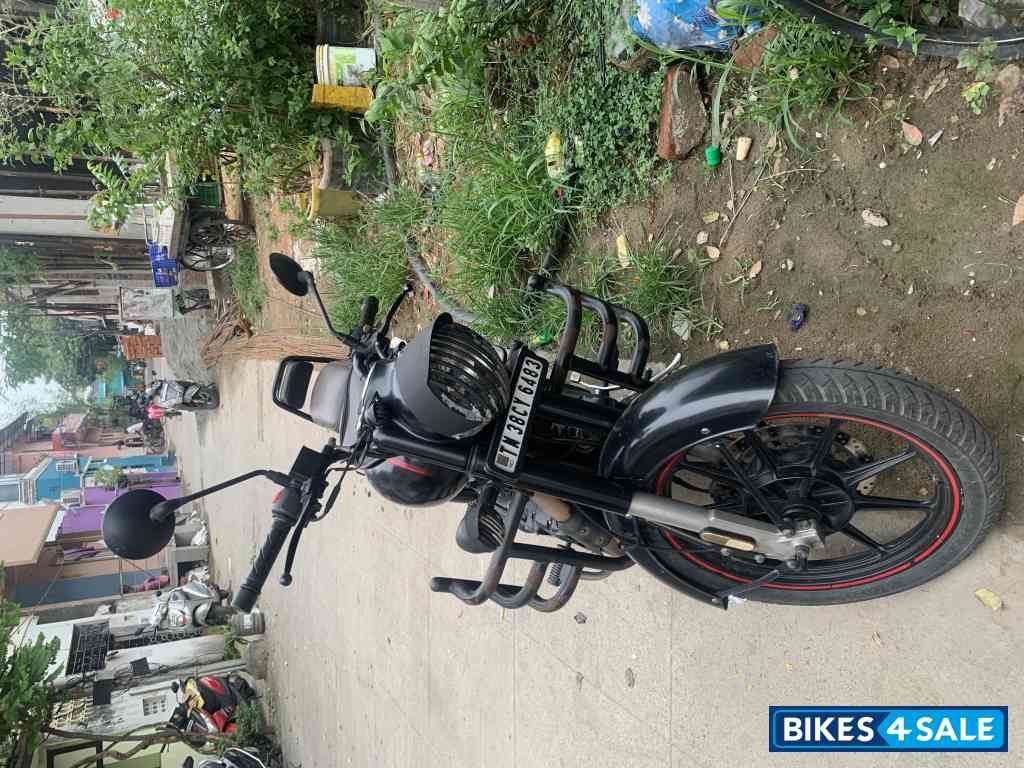 Royal Enfield Classic Stealth Black