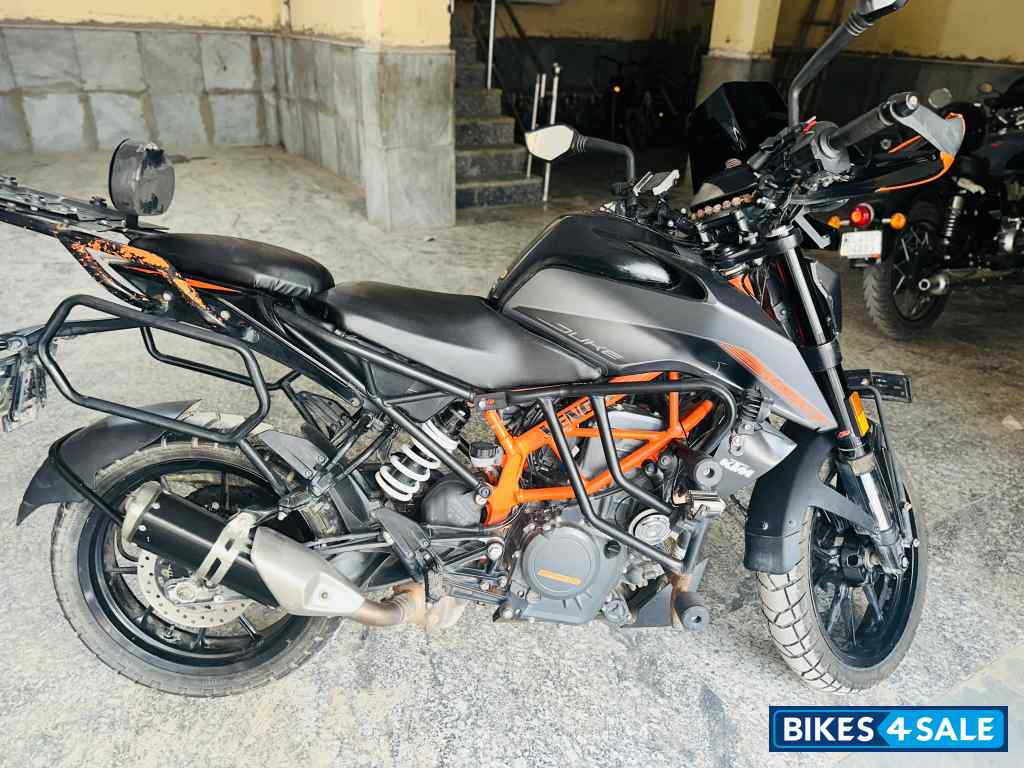 KTM Duke 390 2022 KTM Duke 390 2022