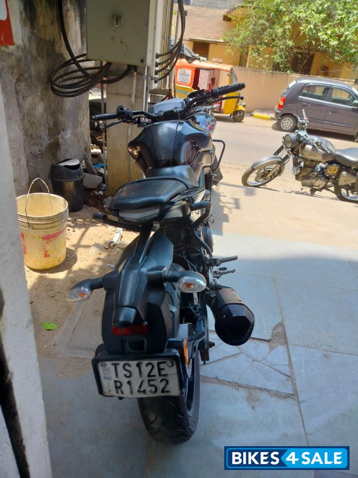 Metalic Black Yamaha MT-15 BS6