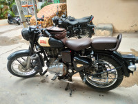 Black Royal Enfield Classic 350