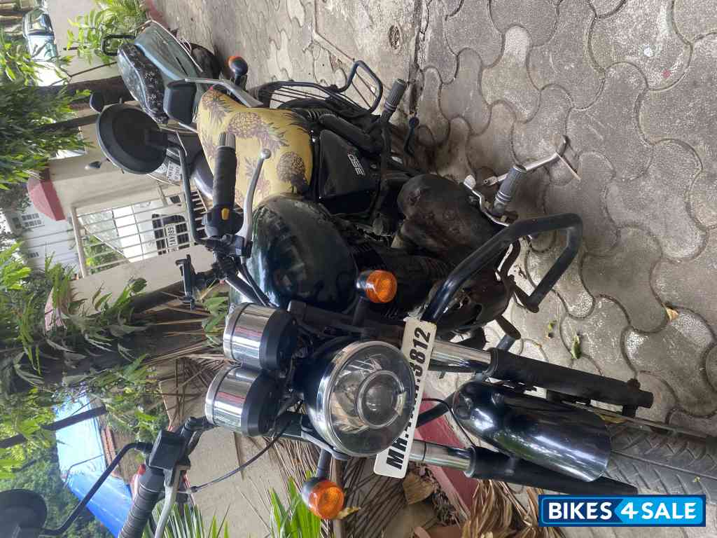 Green Royal Enfield Thunderbird X 350