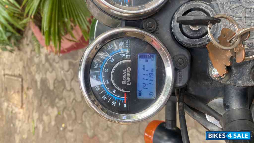 Green Royal Enfield Thunderbird X 350