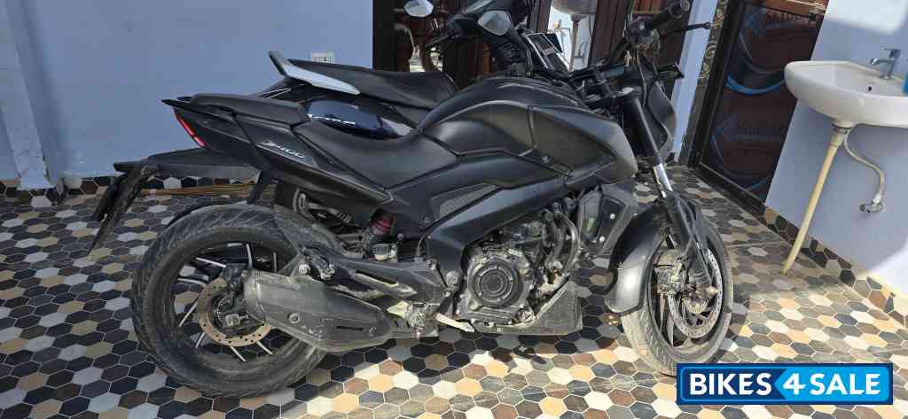 Bajaj Dominar 400