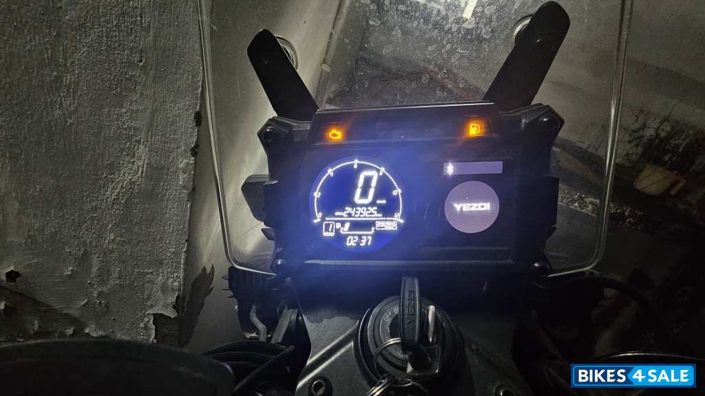 Yezdi Adventure Matte