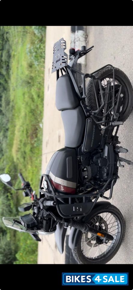 Yezdi Adventure Matte