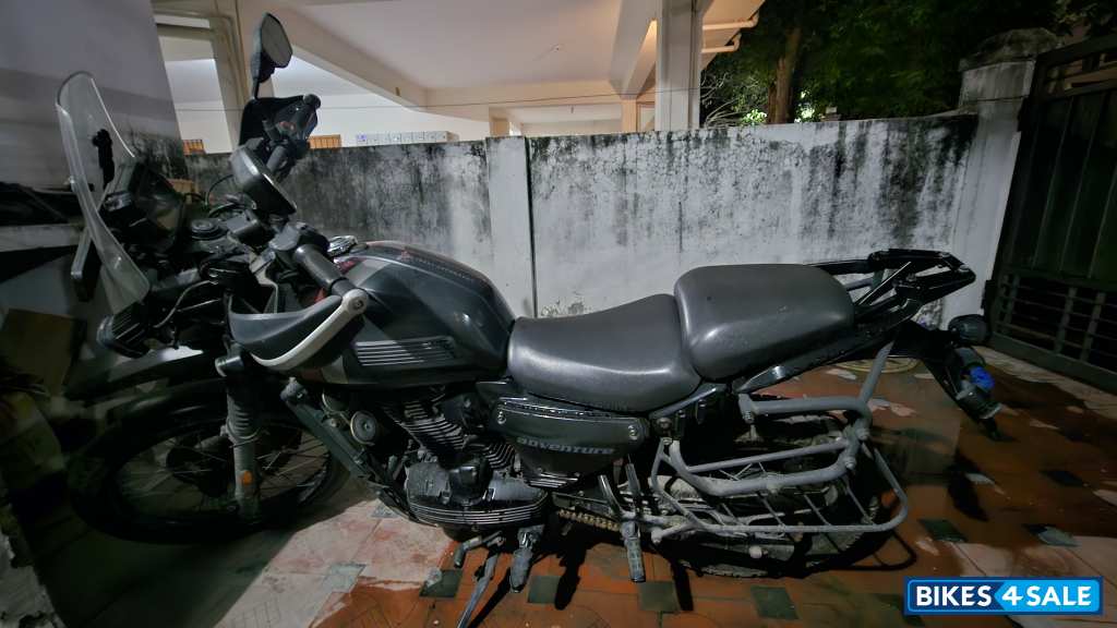 Yezdi Adventure Matte