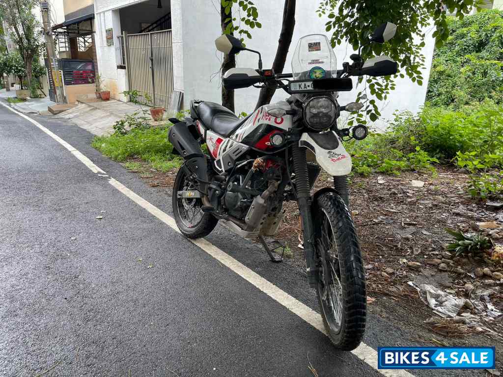 Pearl Fadeless Hero Xpulse 200 4V Pro