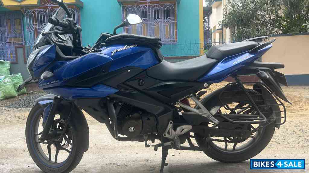 Blue Bajaj Pulsar AS 150