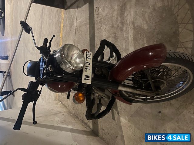 Chesnut Royal Enfield Classic 350