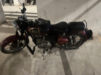 Chesnut Royal Enfield Classic 350