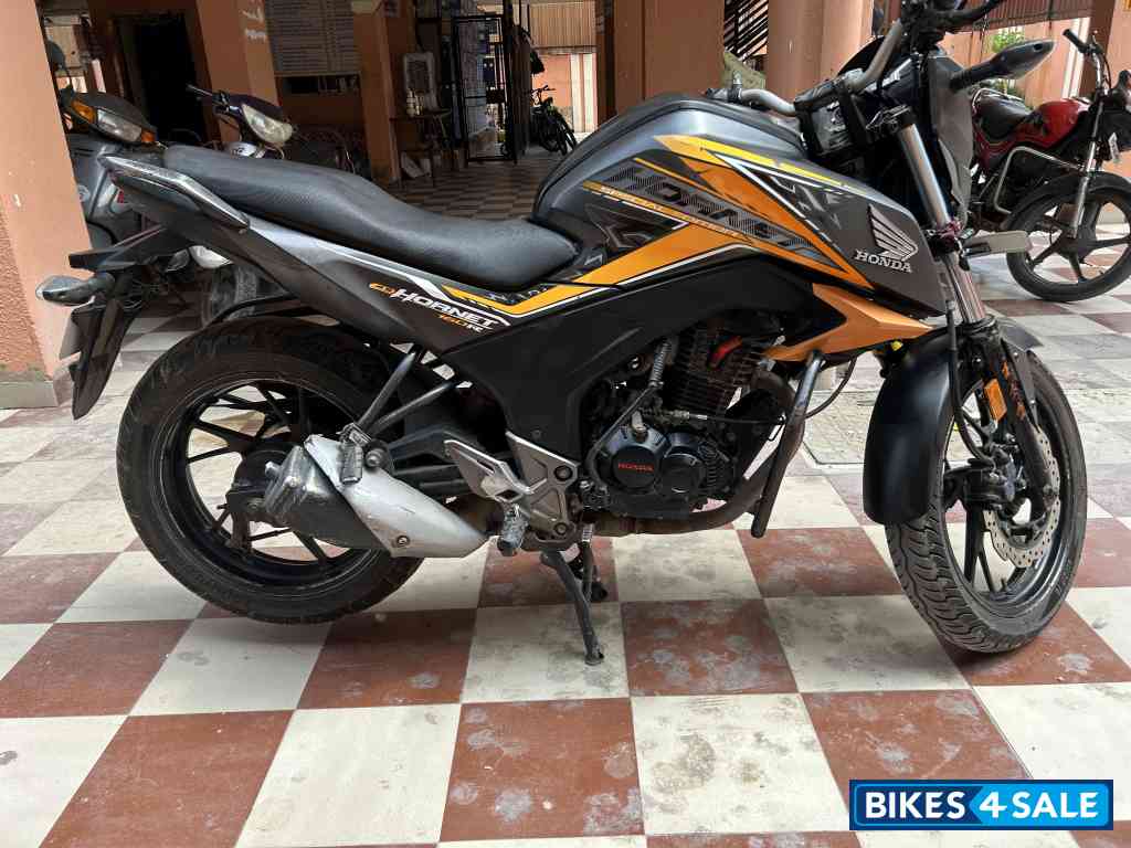 Honda CB Hornet 160R Honda CB Hornet 160R