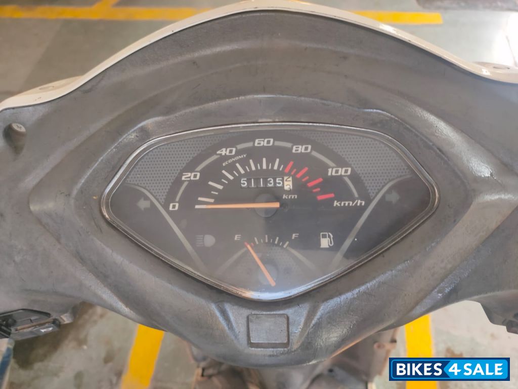 White Honda Activa 3G