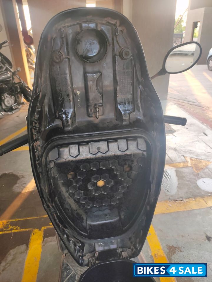 White Honda Activa 3G