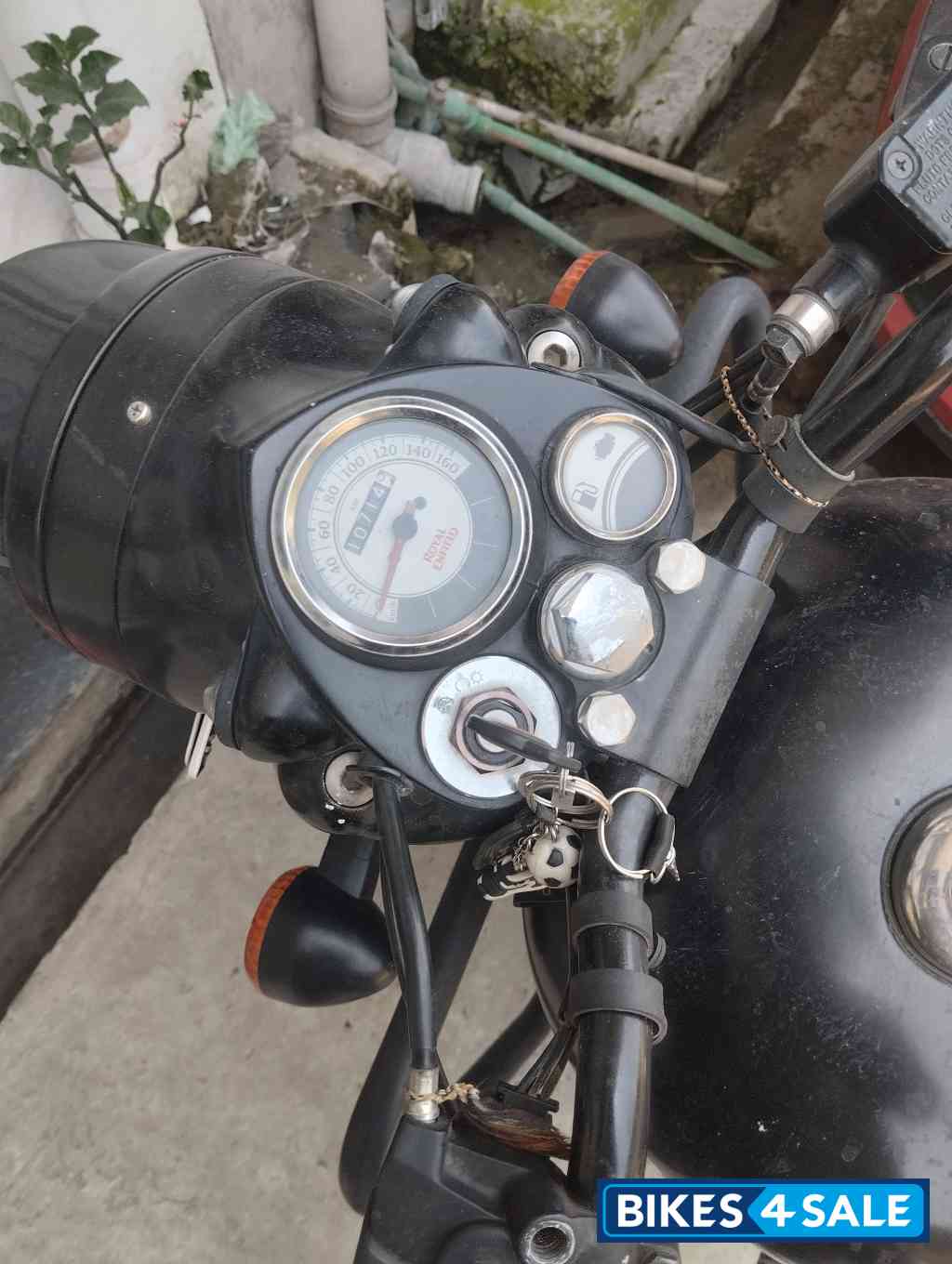 Royal Enfield Classic 500