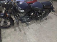 Royal Enfield Classic 500