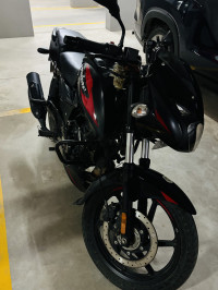 Bajaj Pulsar 150 Twin Disc BS6 2021 Model