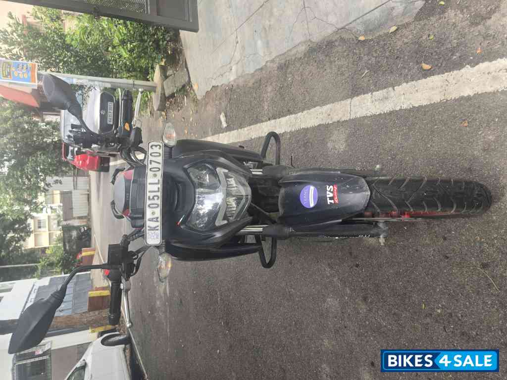 Mat Black And Red TVS Apache RTR 160 4V