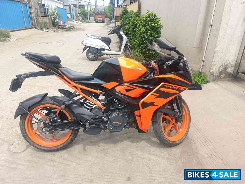 Orange And Black KTM RC 200 2022