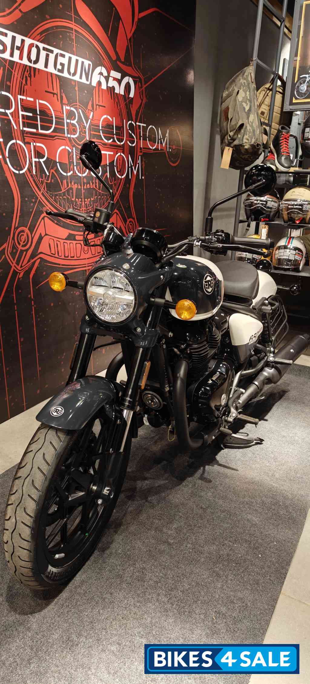 Royal Enfield Shotgun 650