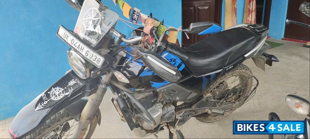 Blue Hero Xpulse 200 4V