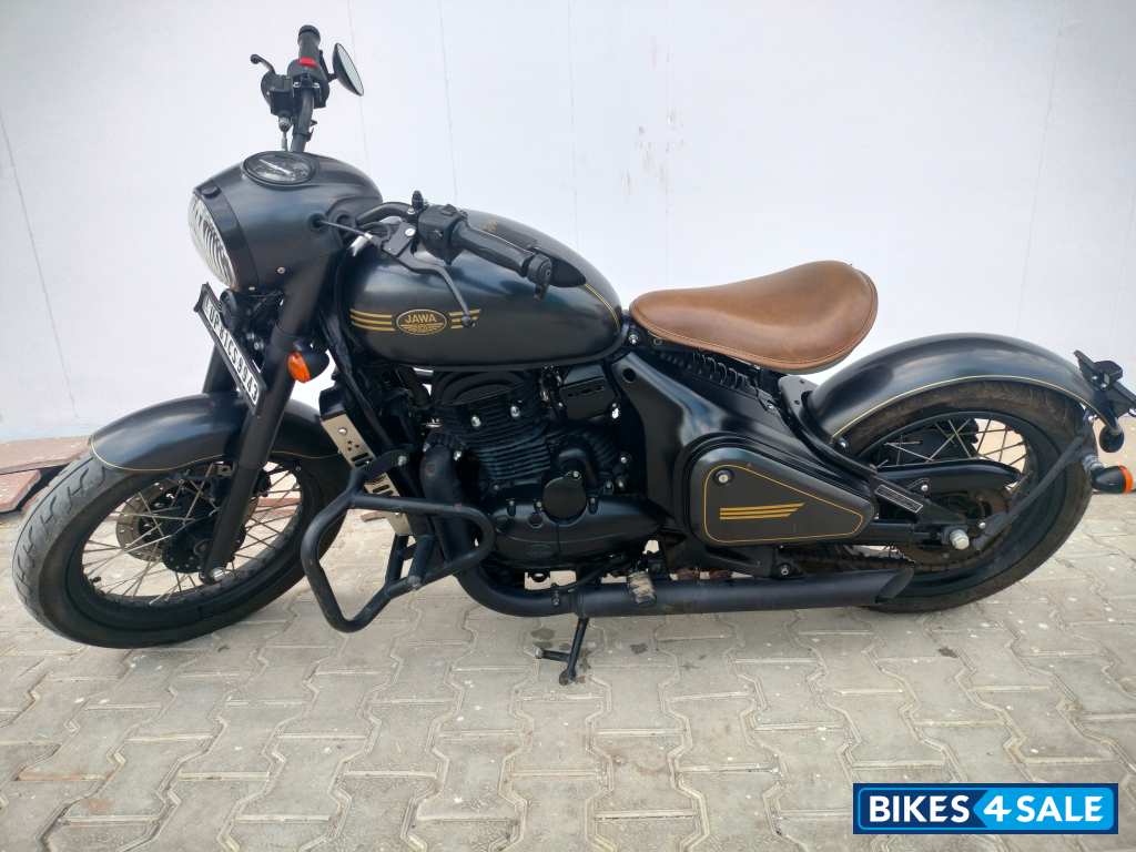 Black Jawa Perak BS6