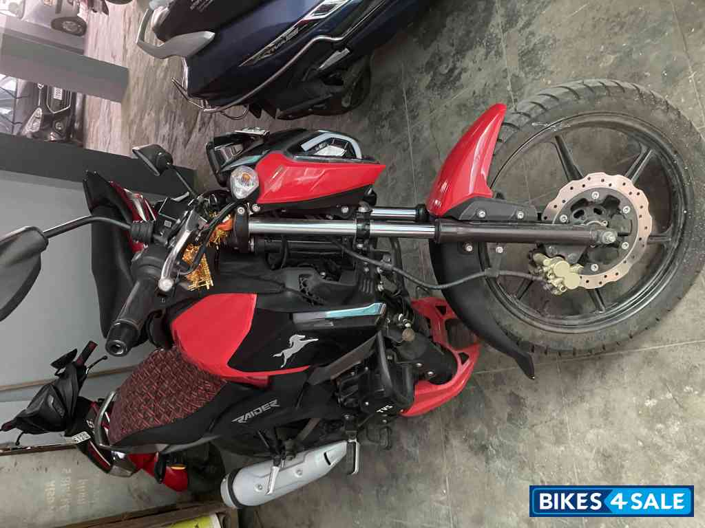 TVS Raider Single Seat
