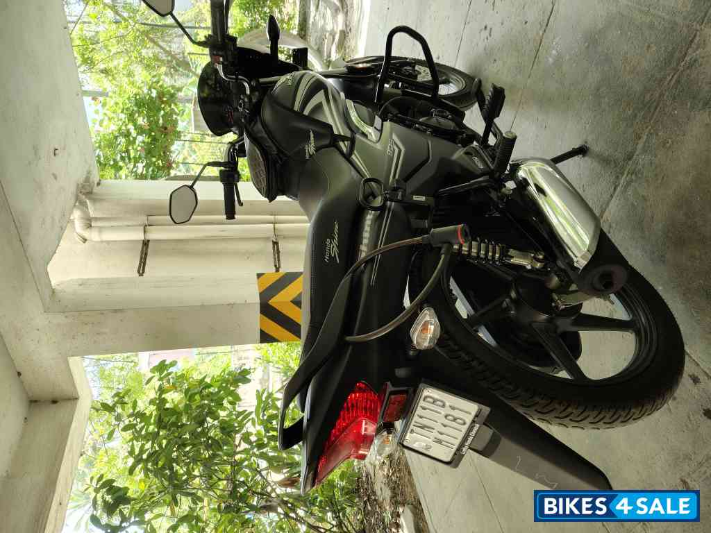 Gray Honda Shine 125 Disc OBD2