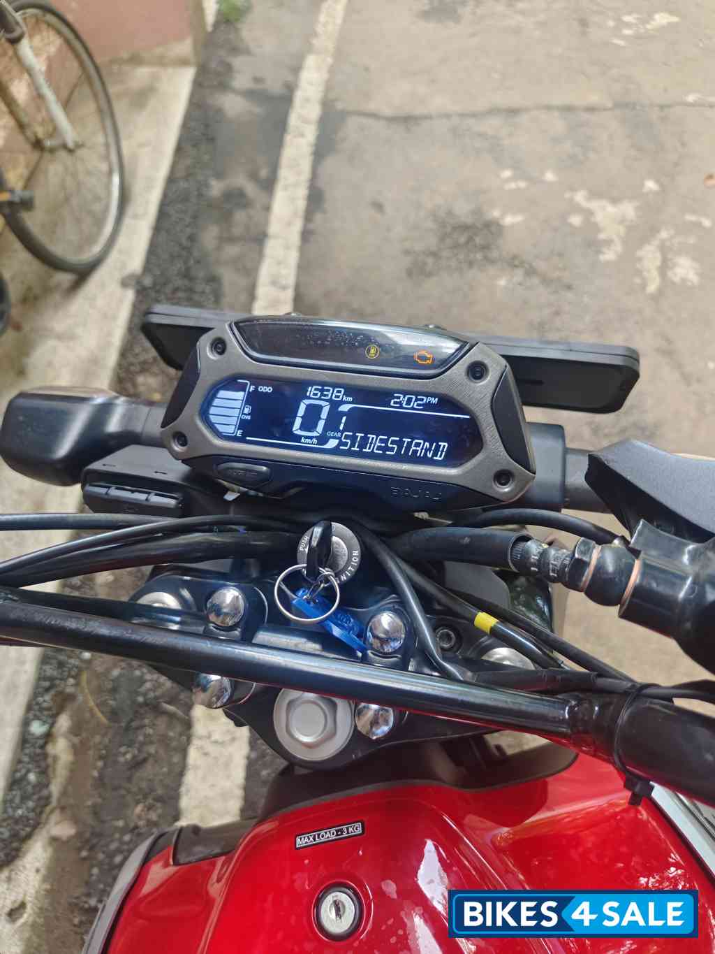 Red Bajaj Freedom 125 NG04 Disc LED
