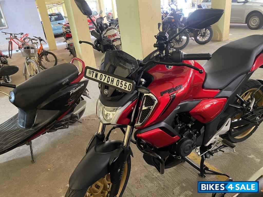 Deep Metallic Red Yamaha FZ-S FI Ver 4.0