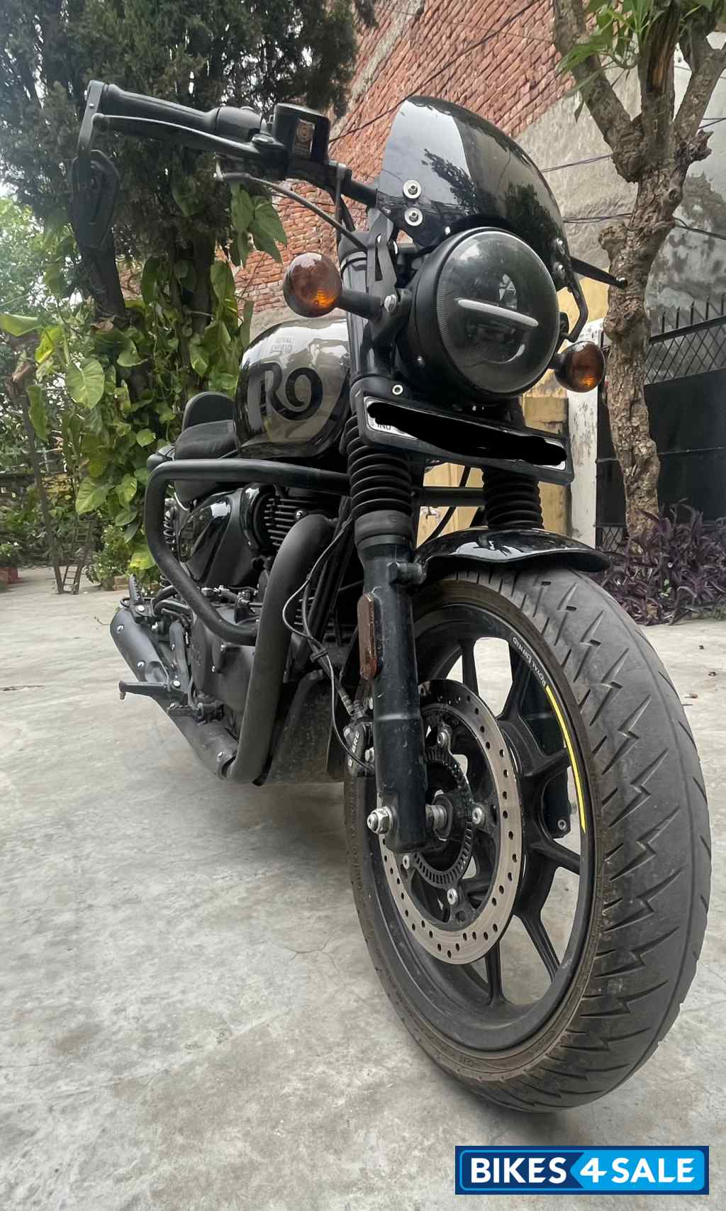 Royal Enfield Hunter 350 Metro