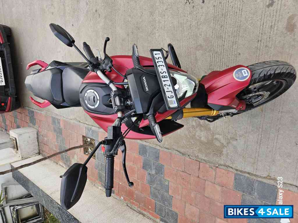 Matte Sangria Red Metallic Honda Hornet 2.0