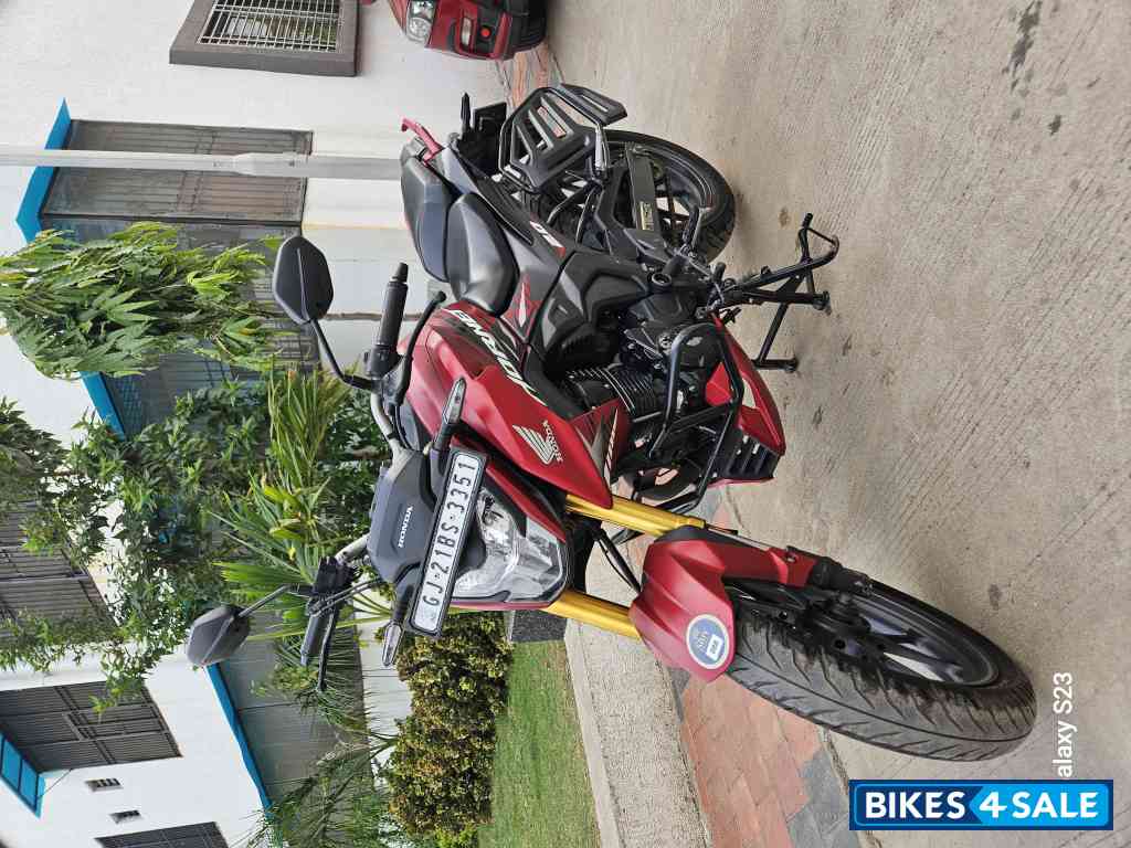 Matte Sangria Red Metallic Honda Hornet 2.0