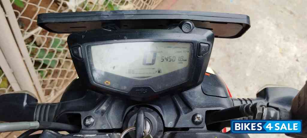 TVS Apache RTR 160 4V