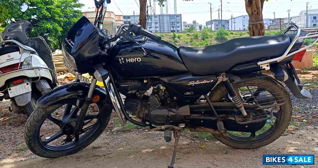 Black Hero Splendor Plus i3s Black and Accent