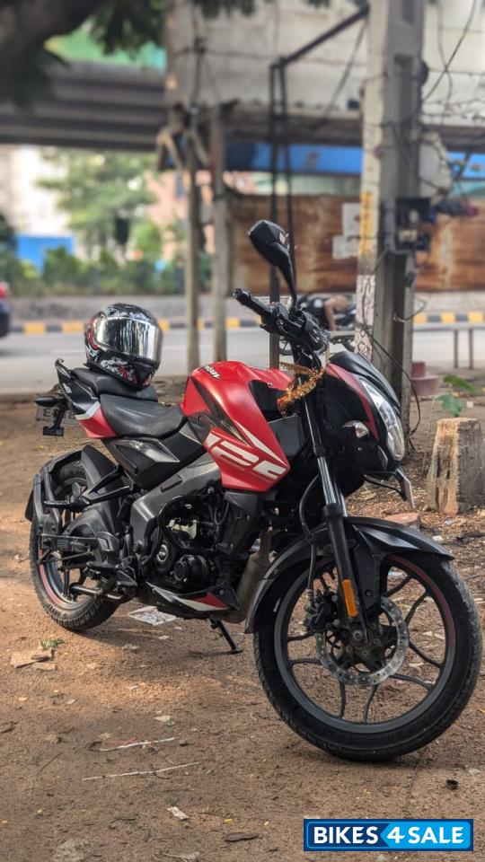Bajaj Pulsar NS 125