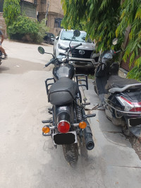 Royal Enfield Bullet 350