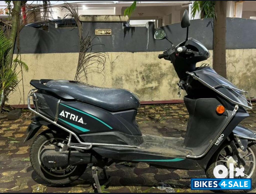Hero Electric Atria LX